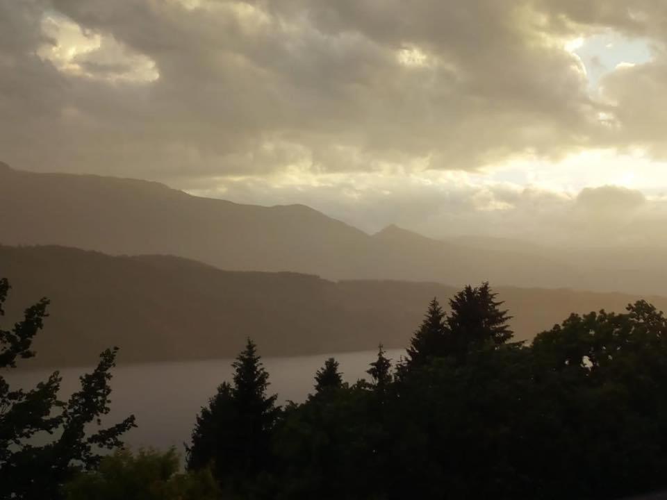 Landhaus Tangern Apartment Millstatt Bagian luar foto